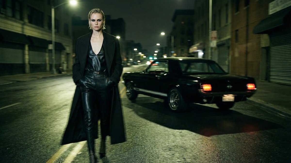 Automobile editorial photograph 5